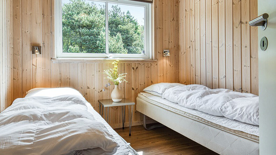 Schlafzimmer in Sønder Fjand Poolhus