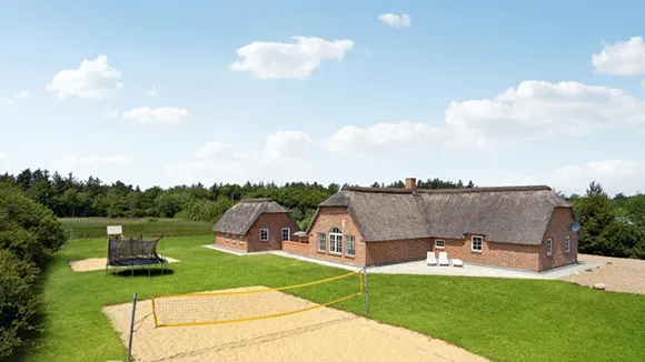 Außenansicht von Beachvolleyhus Husby