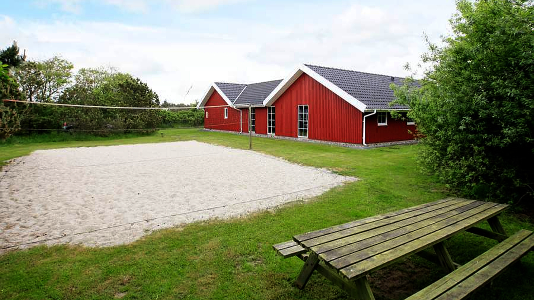 Volleyballplatz bei Stribsø Poolhus