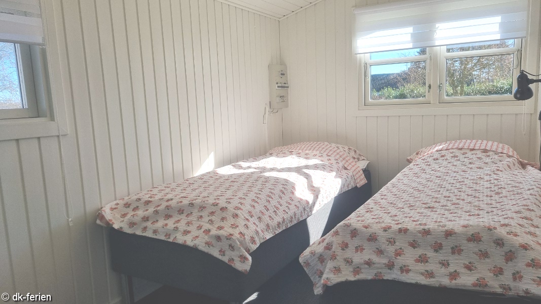 Schlafzimmer in Æ Sommehus