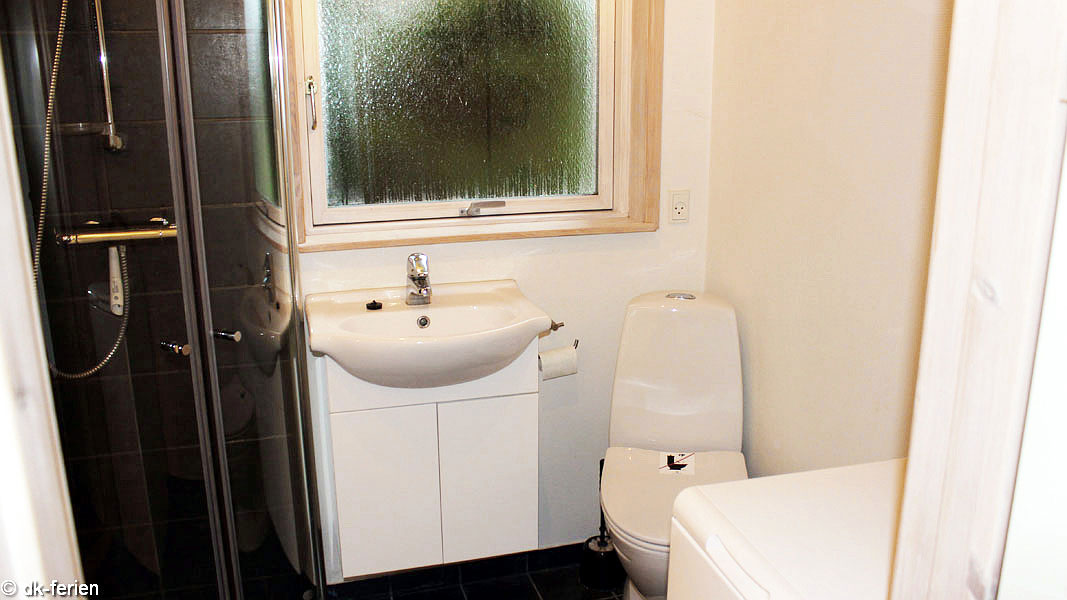 Badezimmer in Brudelys Hus