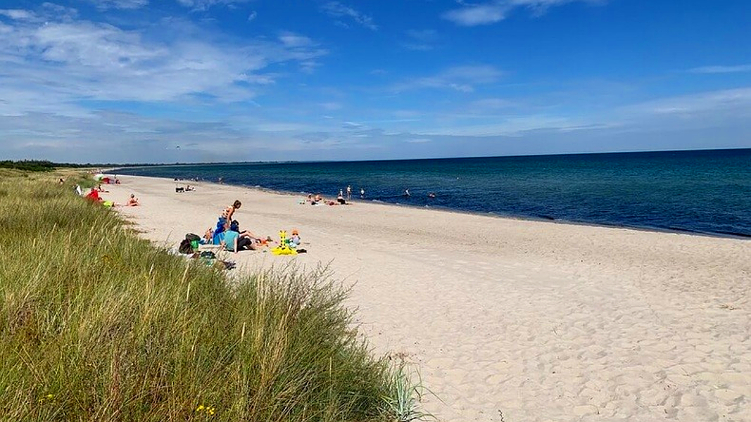 Strand in der Nähe von Solsikke Poolhus