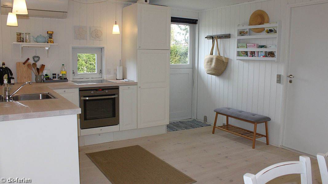 Küche in Hornbæk Sommerhus