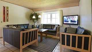 Wohnzimmer von Husby Poolhaus