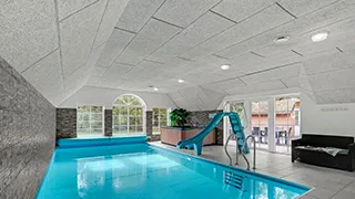 Pool in Illeborg Poolhus