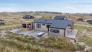 Sommerhus midt i klitterne