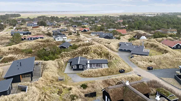 Luftaufnahme von Ude og inde hus