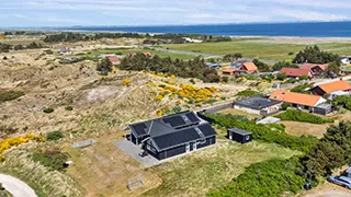 Luftaufnahme von Holmsland Klit Poolhus