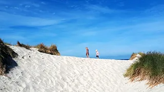 Strand in der Nähe von Trolde Aktivhus