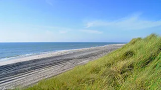 Strand in der Nähe von Jolanthes Aktivhus