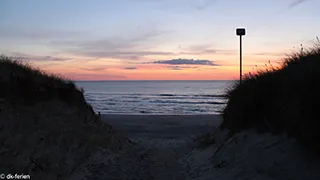 Strand in der Nähe von Jolanthes Aktivhus