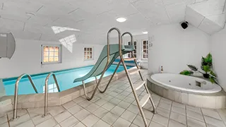 Poolbereich in Krattet Poolhus