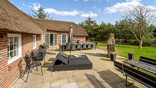 Terrasse von Krattet Poolhus