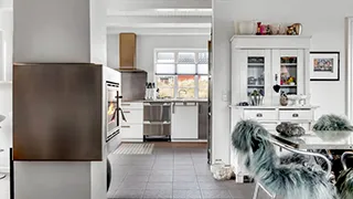 Küche in Loft under strå