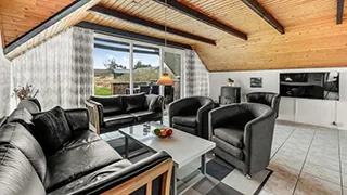 Wohnzimmer von Sommerferiehus Søndervig