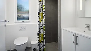 Badezimmer in Vandflod Poolhus