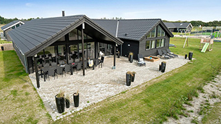 Landsø Poolhus außen