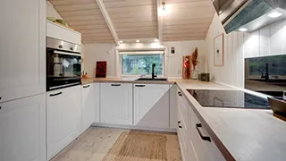 Küche in Hygge i grøn hus