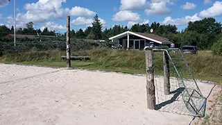 Volleyballplatz bei Sommerhus Fyrglimt