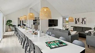 Essbereich in Folden Poolhus