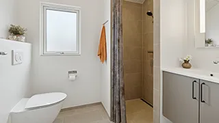 Badezimmer in Folden Poolhus