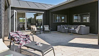 Terrasse von Bindslev Poolhus