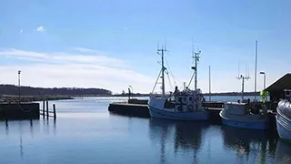 Hafen in der Nähe von Dråbyhøj Hus