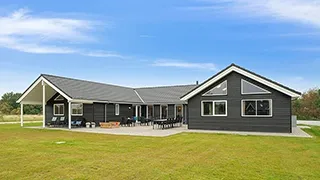 Ferienhaus  mit Sauna/Whirlpool an der mittleren Ostseeküste