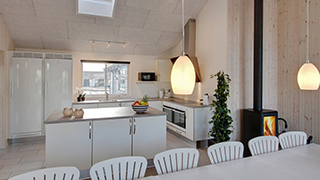Küche in Skovsøen Poolhus