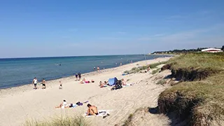 Strand in der Nähe von Glesborg Poolhus