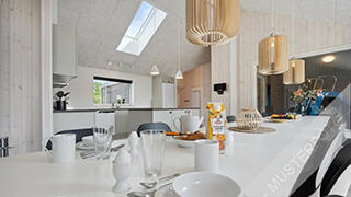 Küche in Ertebjerg Poolhus
