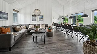 Wohnzimmer von Bellevue Poolhus