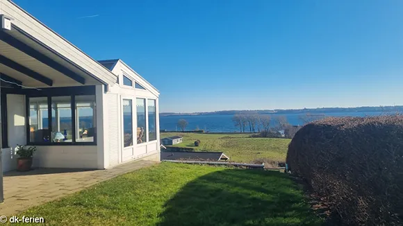 Blick auf die Landschaft von Udsigtshus Skarrev