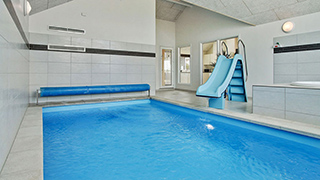 Pool in Vildrose Hus