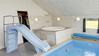 Whirlpool in Sommerfugl Poolhus