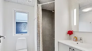 Badezimmer in Lupin Poolhus