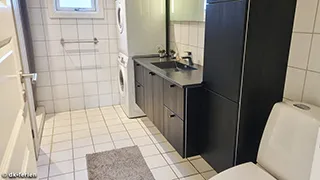 Badezimmer in Løvsanger Poolhaus