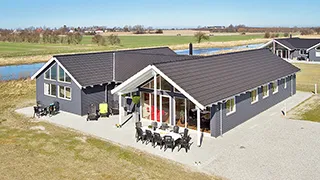 Terrasse von Sortspætte Aktivhus