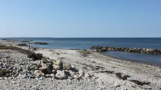 Strand in der Nähe von Fiskekrogen Poolhus