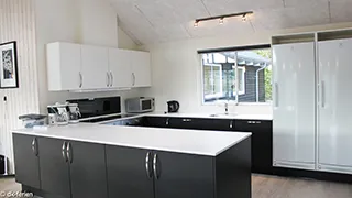 Küche in Højbro Poolhus