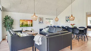 Wohnzimmer von Vipstjerte Poolhus