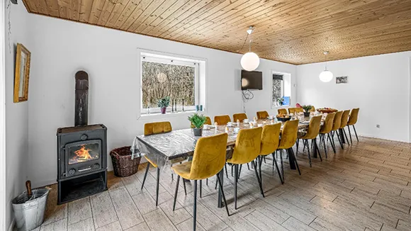 Essbereich in Poolhus Brande