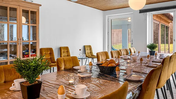 Essbereich in Poolhus Brande