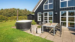 Terrasse von Brombær Fjordhus