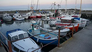 Hafen in der Nähe von Mosestien Poolhus