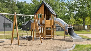 Schaukel von Güstrow Poolhaus