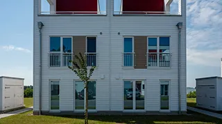 Haus mit Strandkorb Idyll außen